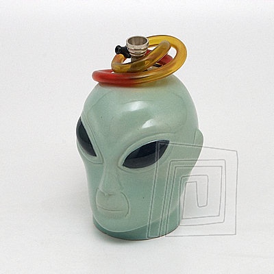 Keramick bongo strednej vekosti v zelenej farbe. Typ Bongo keramika Alien I. 17 cm zelen.