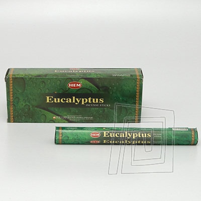 Indick tyinky sbambusovm drievkom avemi svieou vou eukalyptusu. Va eukalyptusu je vhodn pre pouitie pri respiranch chorobch ahorke, ukuduje.